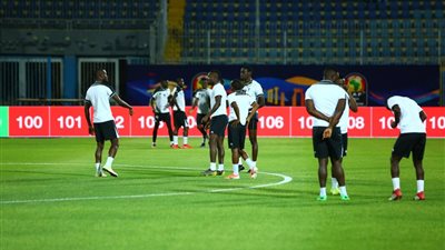 منتخب تنزانيا يضع لمساته الأخيرة قبل مواجهة السنغال (صور)