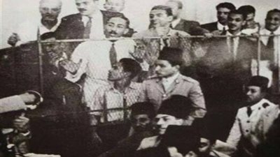 القبض على أنور السادات بتهمة مقتل أمين عثمان