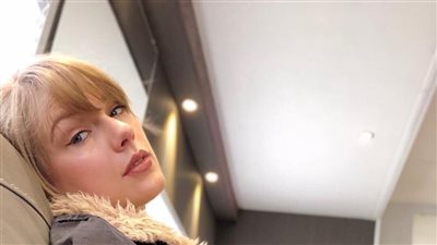 تايلور سويفت تنشر صورها من كواليس فيلم «Cats» (صور)