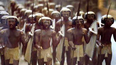 باحث أثري يوضح أهمية طريق حورس الحربي عند الفراعنة