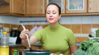 للمرأة العاملة.. أفكار ونصائح لتخزين الأكلات بشكل سلس