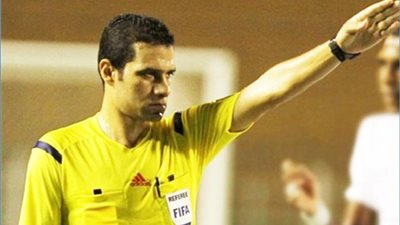 «كاف» يختار البنا حكما لمباراة الهلال السوداني وكوتوكو الغاني