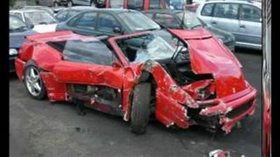 بالفيديو.. شاهد أخطر حوادث سيارتى « فيراري ولمبرجيني »