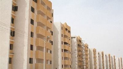 فحص 1573 تظلماً للراغبين فى الحصول على وحدات الرعاية السكنية بالإسماعيلية