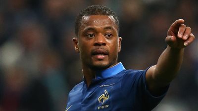 إيفرا عن ركلة جزاء فرنسا: أريد الاحتفاظ بجواز السفر.. «لذلك صحيحة»