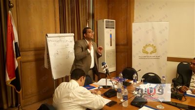 بالصور.. اتحاد الصناعات ينظم ورشة العمل الثانية لسلسلة «اعرف حقك»