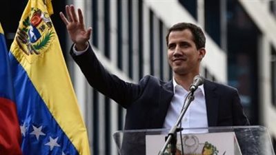 النائب العام الفنزويلي يمنع «جوايدو» من مغادرة البلاد ويجمد حساباته