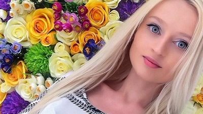 بالصور.. باربي الروسية تثير ضجة بسبب غرابة عينيها