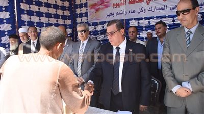 توزيع 1800 كرتونة على الأسر الفقيرة بالفيوم
