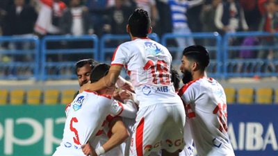 الزمالك يتقدم على المقاصة بهدفين لمحمود علاء في الشوط الأول