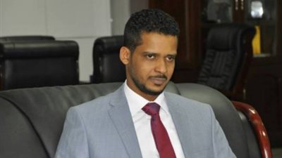 وزير الاتصالات السوداني يغادر القاهرة