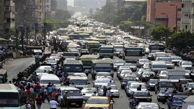 نشرة المرور في القاهرة الكبرى.. الأوتوستراد و6 أكتوبر و26 يوليو الأكثر ازدحاما.. كثافات مرورية على الدائرى في اتجاه المرج.. ومحاور روض الفرج والواحات «هادئة»