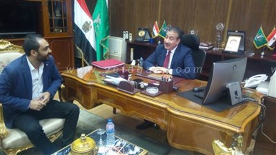 محافظ المنوفية: الاستعانة بكوادر من التعليم والتموين للعمل بمجالس المدن