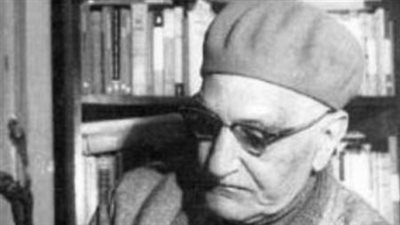 عباس محمود العقاد يكتب: بيت الأمة قدوة البيوت