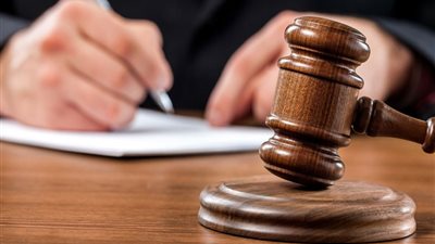 لمنعها من الخروج في السلام.. حبس أب بتهمة قتل نجلته