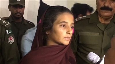 باكستانية تقتل 15 من عائلة زوجها لإجبارها الزواج منه