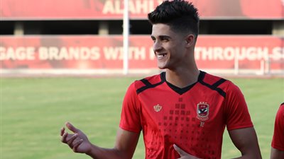 أحمد الشيخ يقترب من الظهور مع الأهلي أمام النجمة اللبناني غدا