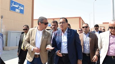 رئيس الوزراء يتفقد سوق الجملة في سوهاج الجديدة
