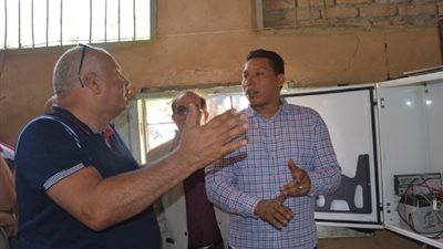 وفد من وزارة الرى يزور الوادى الجديد لتحديد إمكانيات الخزان الجوفي