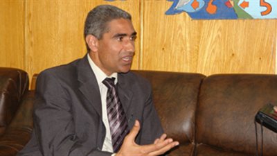 رئيس جامعة جنوب الوادي يستقبل وفدا طلابيا من حلايب وشلاتين