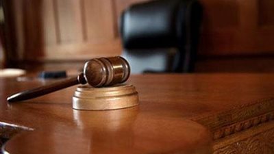 بدء محاكمة المتهمين بصناعة المفرقعات بالتجمع