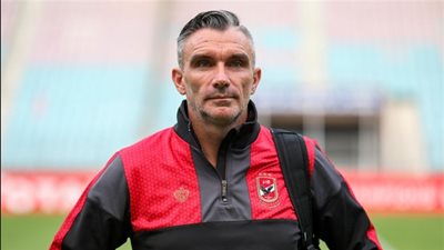 كارتيرون يستعين بالعهد اللبناني استعدادا لمواجهة النجمة