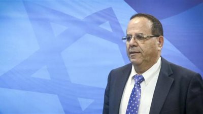 أيوب القرا ينهي أزمة تعيينه سفيرا للاحتلال بالقاهرة