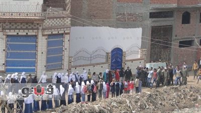 بالصور.. 4 وقائع هزت الشارع الشرقاوي في أسبوع.. حكم حبس الطالب «قاتل زميله» يغضب الأهالي.. التحرش الجماعي بـ«فتاة الزقازيق» يثير الرأي العام.. ومقتل «محامي التعاونية» يدم