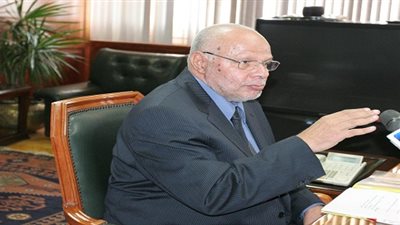 رئيس قطاع الرى: الوزارة تبحث انقطاع المياه بترعة شباب الخريجين