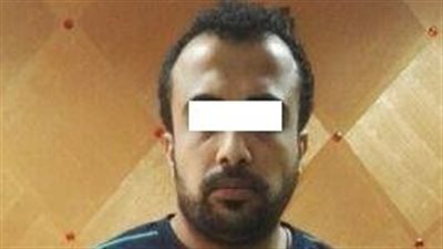 تفاصيل القبض على مانح العمرة المزورة للحاجة سعدية