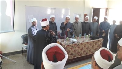 أمين البحوث الإسلامية لوعاظ بني سويف: «اقتربوا من الناس واستمعوا لهم»