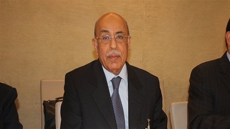 الدكتور مفيد شهاب،