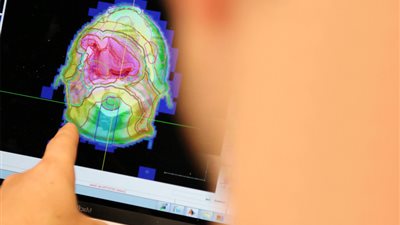 علماء إسرائيليون يعلنون ابتكار علاج للسرطان خلال عام