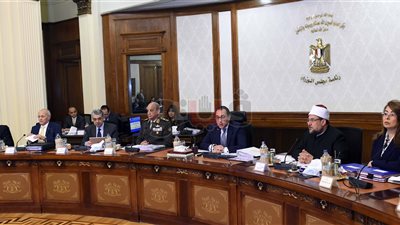 مجلس الوزراء يستعرض ملامح الأداء المالى للنصف الأول من العام