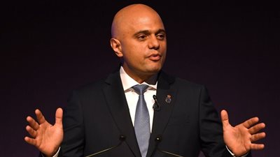 وزير الداخلية البريطانية يتعرض للسرقة في لندن