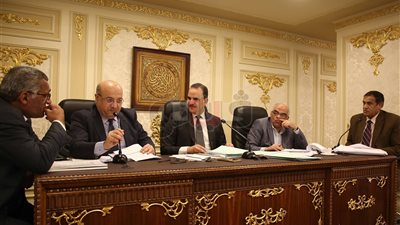 اقتراحات البرلمان توافق على تدبير 100 مليون جنيه لتطوير عشوائيات حلوان