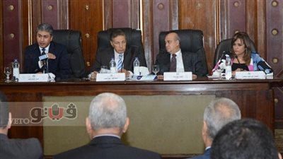 وزير الطيران: علينا الاستفادة من زيارة ميسي لمصر في تنشيط السياحة