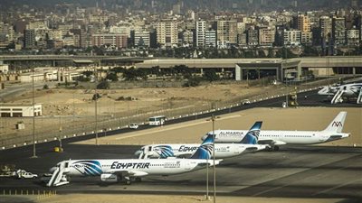 تأخر إقلاع ٤ رحلات من مطار القاهرة بسبب ظروف التشغيل