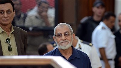 خبير قانوني: رفع اسم بديع و38 آخرين من قوائم الإرهاب مشروط