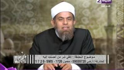 بالفيديو.. عالم أزهري: لا يجوز صرف الزكاة لأداء العمرة