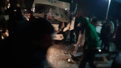 التفاصيل الكاملة لانقلاب أتوبيس مشجعي النادي المصري أثناء عودتهم من الإسكندرية | صور