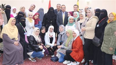 محافظ شمال سيناء يلتقى معلمات رياض الأطفال | صور