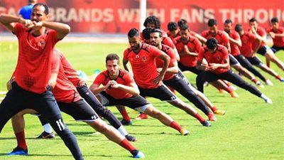 الأهلي يتدرب على ضربات الجزاء في لبنان قبل مواجهة النجمة