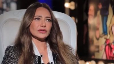 ليلى علوي في معرض الكتاب.. الجمعة