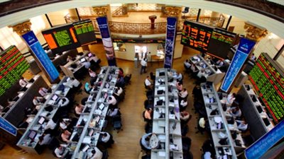 تباين مؤشرات البورصة بمنتصف التعاملات
