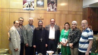 «المصريين الأحرار» بعين شمس يهنئ «الأنبا هيرمينا» برسامته