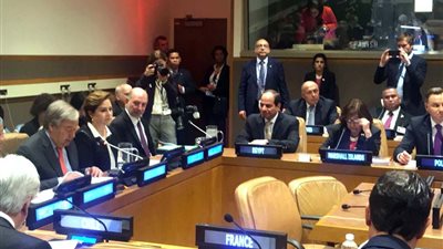 السيسي في قمة تغير المناخ بنيويورك: علينا العمل جميعًا على رفع الوعي بالقضية.. نرحب بالأفكار البناءة.. اتخذنا القرار الصعب بالخفض التدريجي للدعم الحكومي على الوقود الأحفوري.. ومستعدون للتعاون معكم