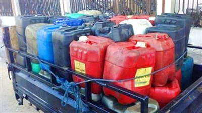 ضبط طن سولار و167 إسطوانة غاز مهربين بالدقهلية