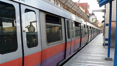 المترو يعود لسرعته الطبيعية بعد 3 أيام بسبب الحر