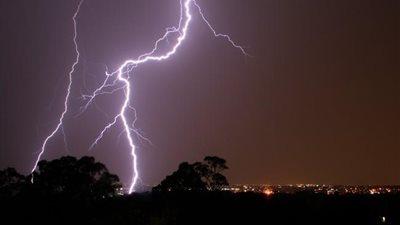 صاعقة رعدية في تركيا تتسبب في مقتل امرأة سعودية وإصابة 3 من عائلتها